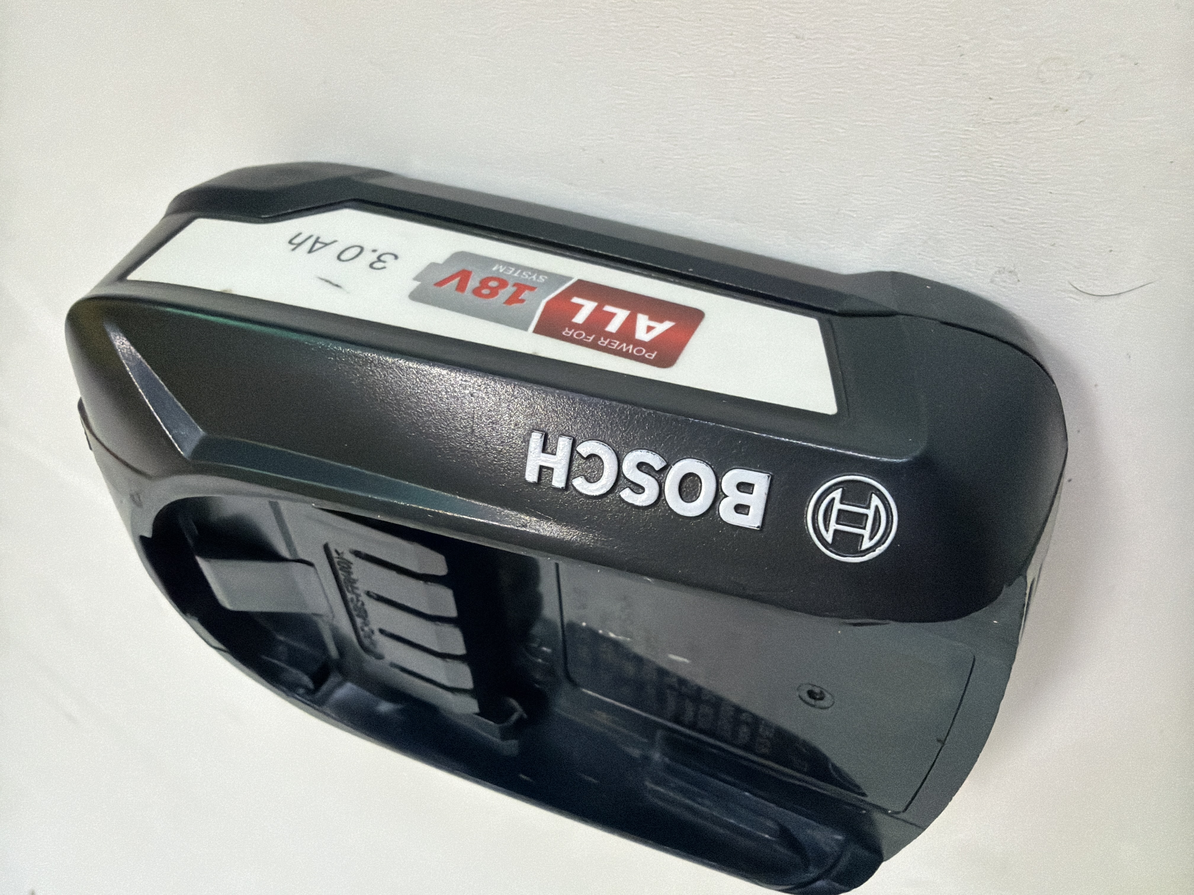 Bateri Bosch 18V 3.0Ah — foto 2