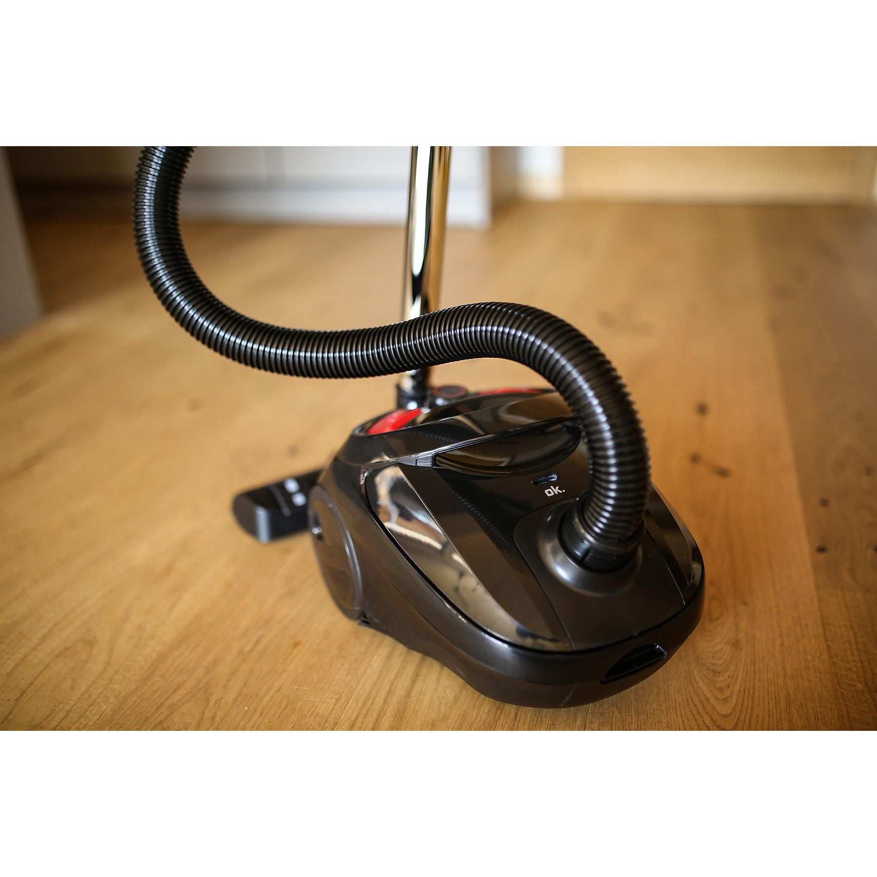 Fshesë me korrent OK OVC 31252 B 800W 1.1L — foto 3